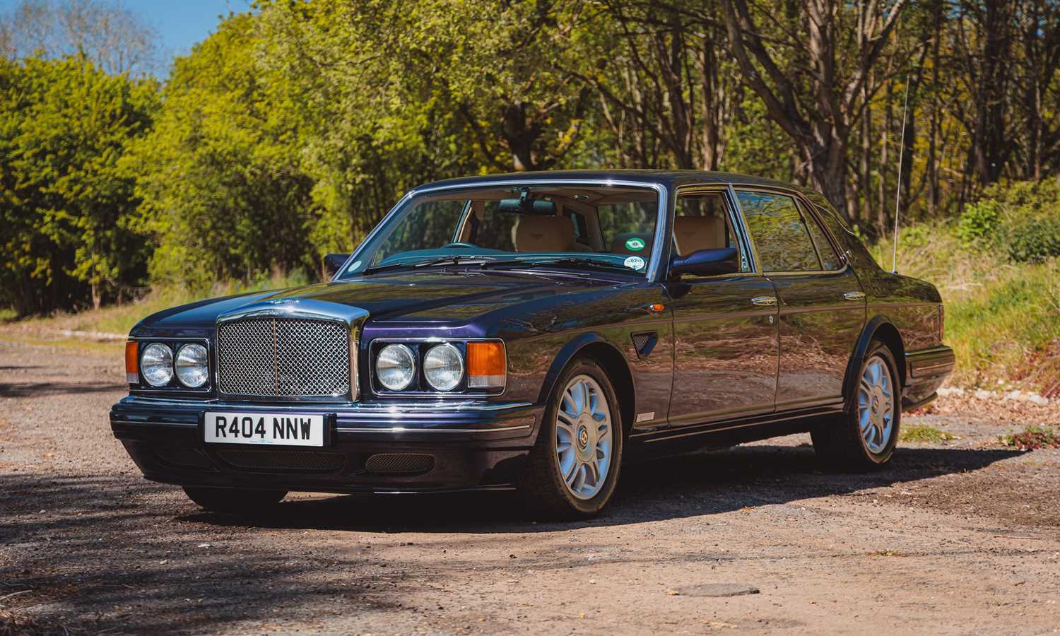 Lot 248 - 1998 Bentley Brooklands R Mulliner