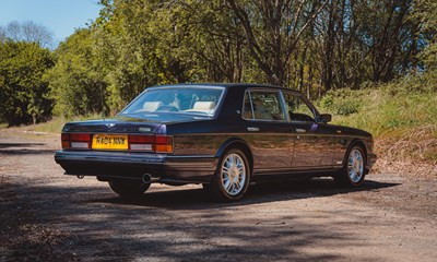 Lot 248 - 1998 Bentley Brooklands R Mulliner