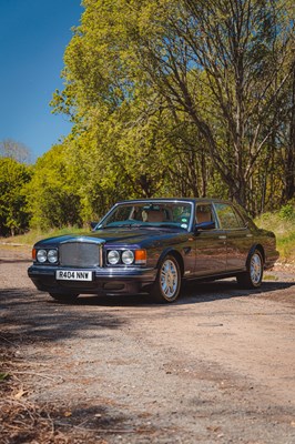 Lot 248 - 1998 Bentley Brooklands R Mulliner