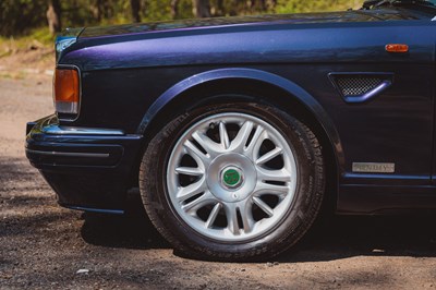 Lot 248 - 1998 Bentley Brooklands R Mulliner