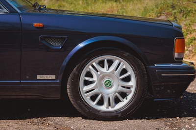 Lot 248 - 1998 Bentley Brooklands R Mulliner