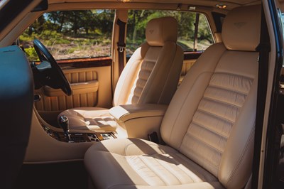 Lot 248 - 1998 Bentley Brooklands R Mulliner