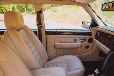 Lot 248 - 1998 Bentley Brooklands R Mulliner
