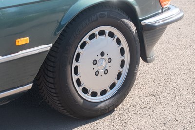 Lot 110 - 1987 Mercedes-Benz 300 SL