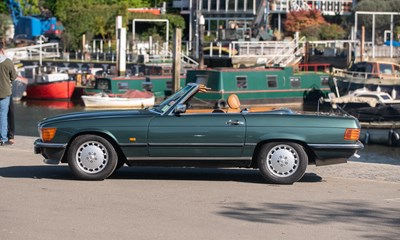 Lot 110 - 1987 Mercedes-Benz 300 SL
