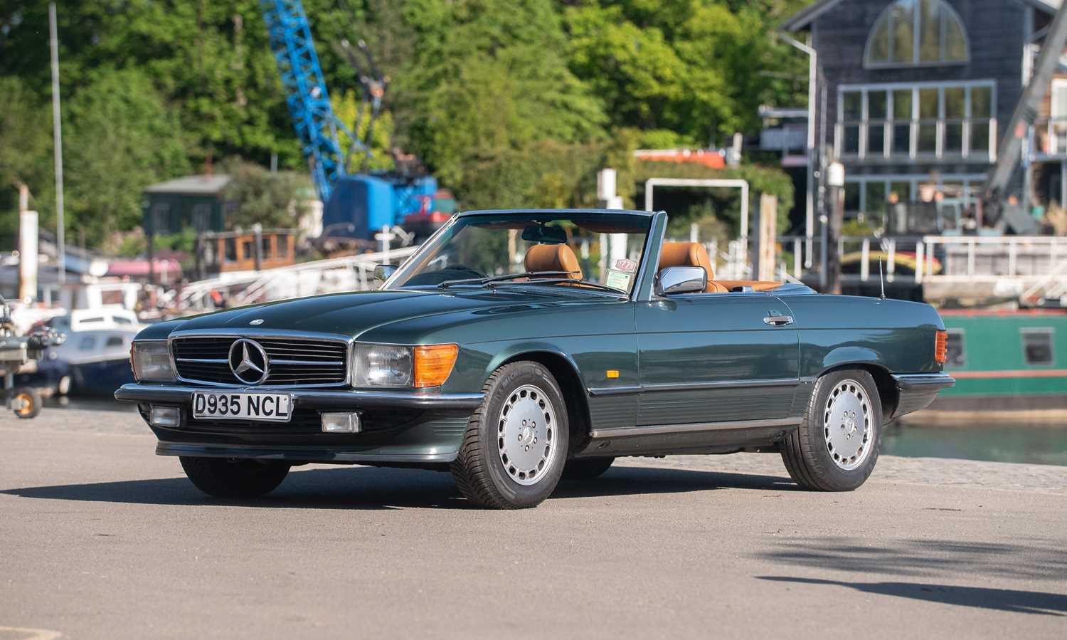 Lot 110 - 1987 Mercedes-Benz 300 SL