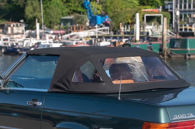 Lot 110 - 1987 Mercedes-Benz 300 SL