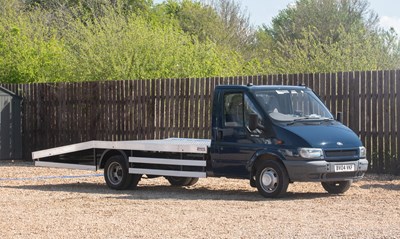 Lot 300 - 2004 Ford Transit 350 LWB