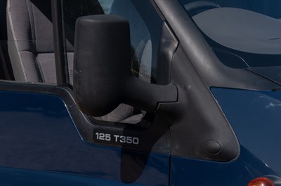 Lot 300 - 2004 Ford Transit 350 LWB