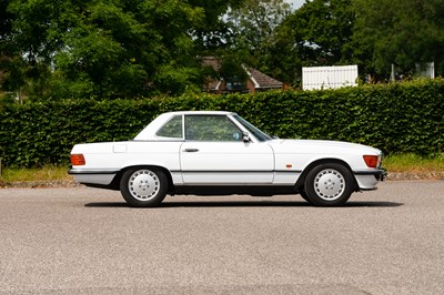 Lot 225 - 1989 Mercedes-Benz 300 SL