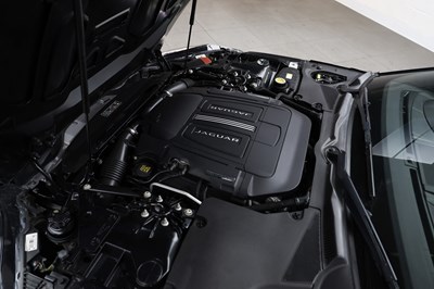 Lot 188 - 2014 Jaguar F-Type R