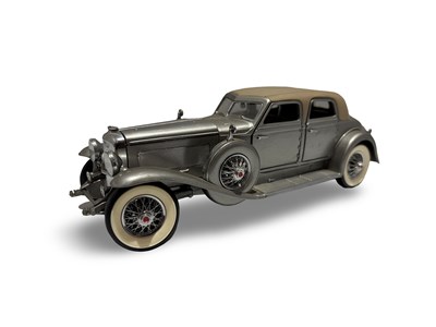Lot 86 - Franklin Mint 1933 Duesenberg S1 " Twenty Grand " Town Car Sedan