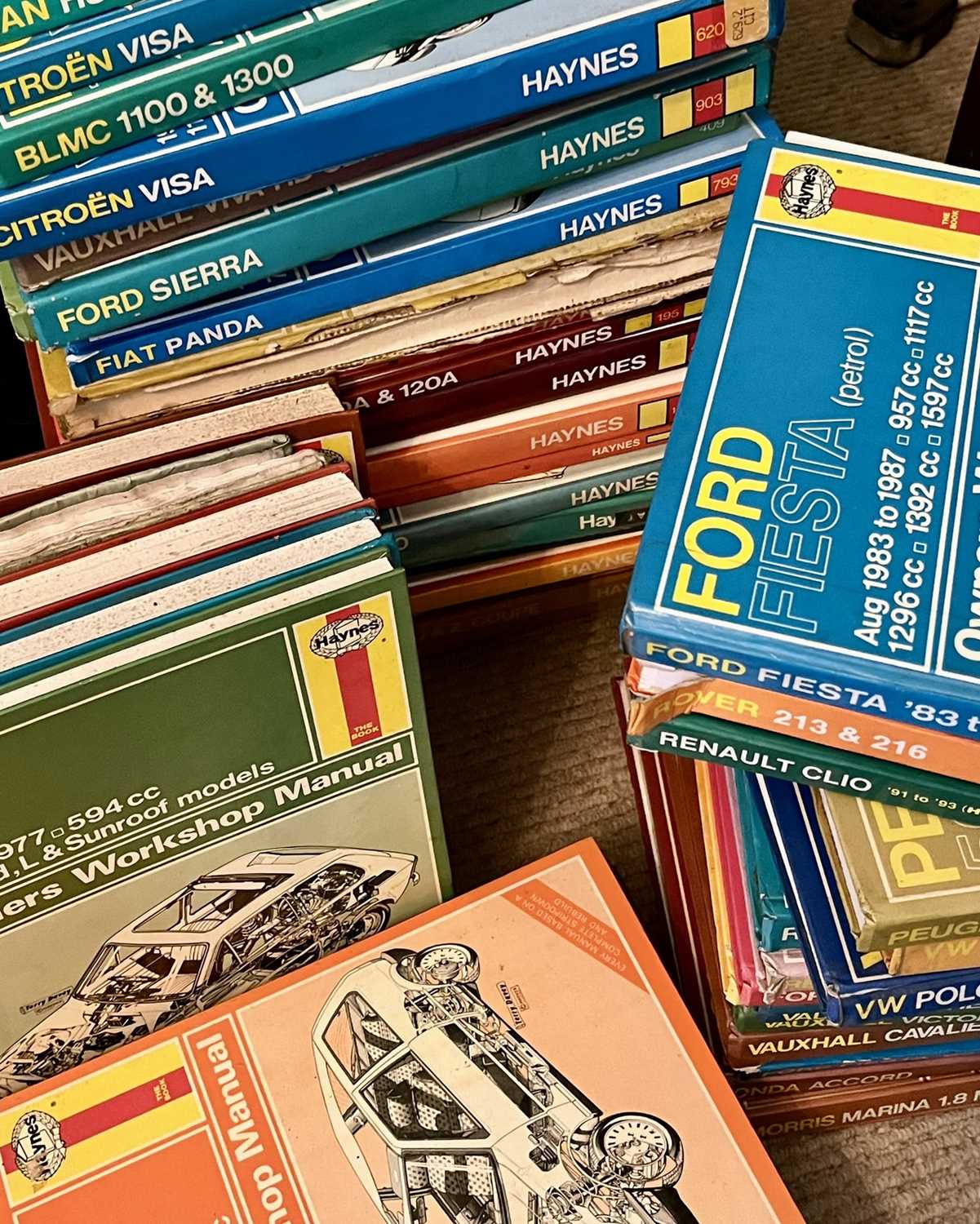 Lot A Selection of Haynes Repair Manuals