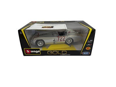Lot Signed 1:18 Mercedes-Benz 300 SLR ‘722’ Model by Bburago Gold Collection