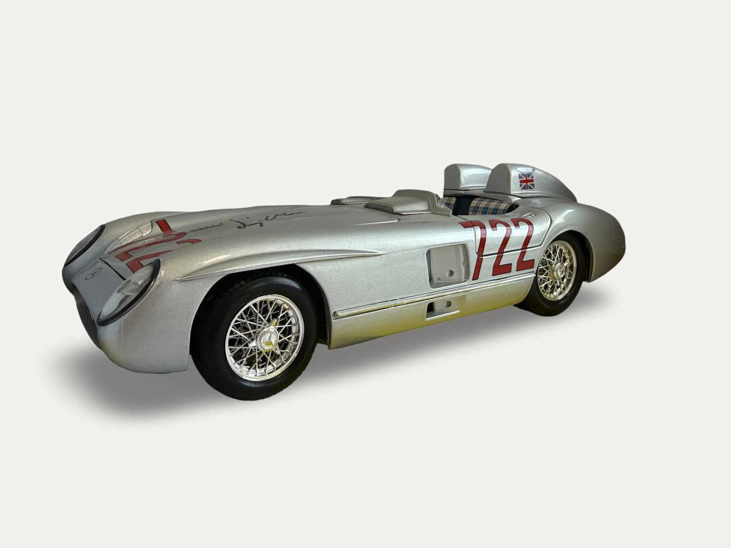 Lot Signed 1:18 Mercedes-Benz 300 SLR ‘722’ Model by Bburago Gold Collection
