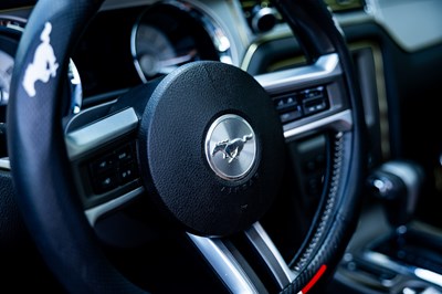 Lot 2009 Ford Mustang V6