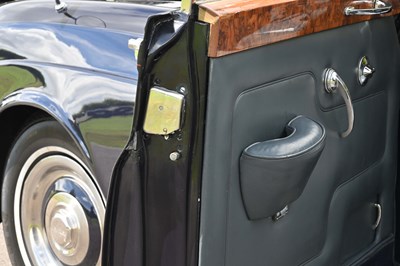 Lot 1962 Bentley S3