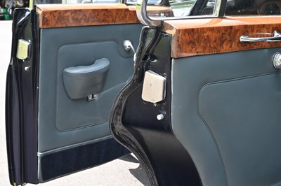 Lot 1962 Bentley S3