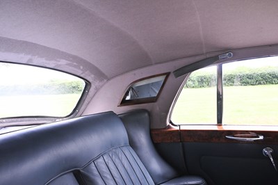 Lot 1962 Bentley S3