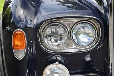 Lot 1962 Bentley S3