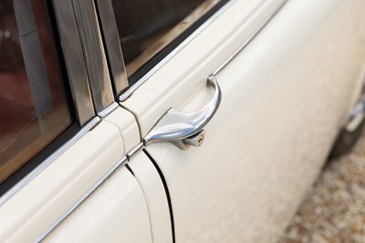 Lot 1967 Jaguar Mk. II