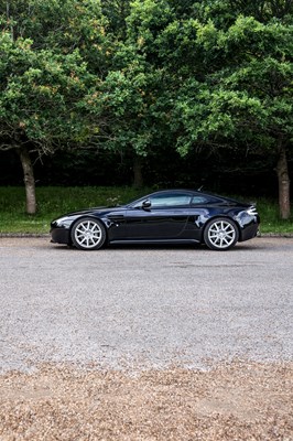 Lot 2007 Aston Martin V8 Vantage