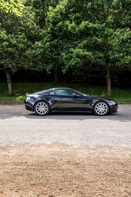 Lot 2007 Aston Martin V8 Vantage