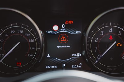 Lot 2018 Jaguar F-Type R-Dynamic Coupé (3.0-litre)