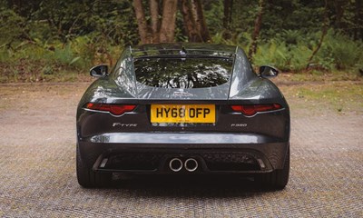 Lot 2018 Jaguar F-Type R-Dynamic Coupé (3.0-litre)