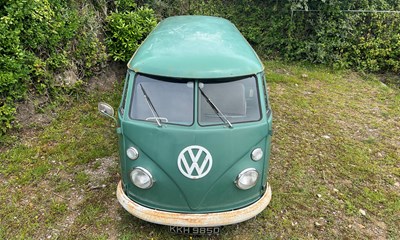 Lot 1967 Volkswagen Split Screen Panel Van – Rare Double-Door Example