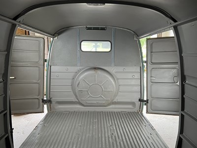 Lot 1967 Volkswagen Split Screen Panel Van – Rare Double-Door Example
