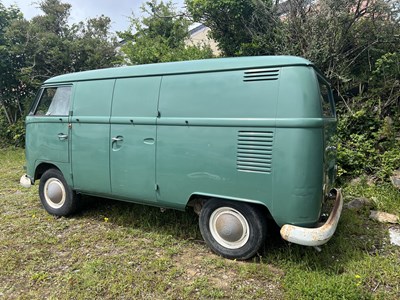 Lot 1967 Volkswagen Split Screen Panel Van – Rare Double-Door Example
