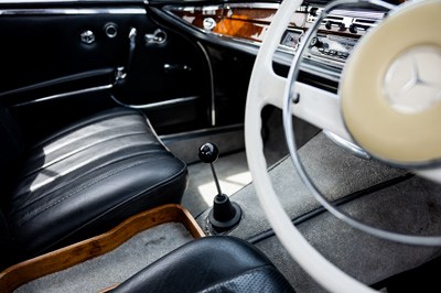 Lot 163 - 1965 Mercedes-Benz 300 SE Coupé