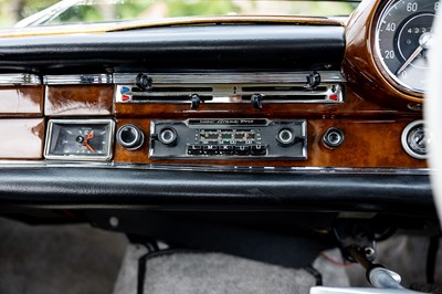 Lot 163 - 1965 Mercedes-Benz 300 SE Coupé