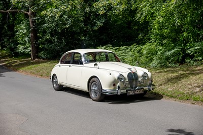 Lot 1967 Jaguar Mk. II 2.4 MOD