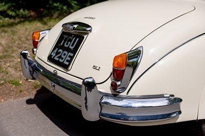 Lot 1967 Jaguar Mk. II 2.4 MOD