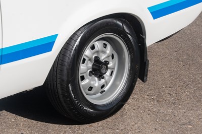 Lot 1976 Ford RS1800 Custom