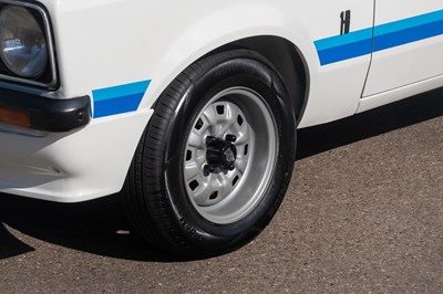 Lot 1976 Ford RS1800 Custom
