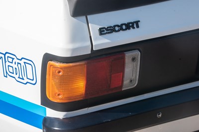 Lot 1976 Ford RS1800 Custom