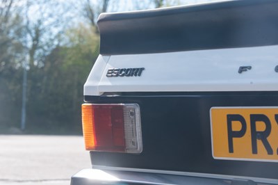 Lot 1976 Ford RS1800 Custom