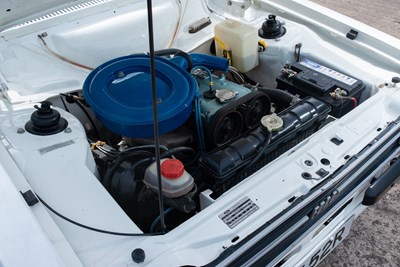 Lot 1976 Ford RS1800 Custom