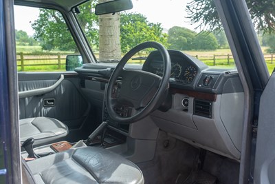 Lot 225 - 1995 Mercedes-Benz 300 GEL Auto