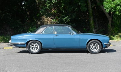 Lot 1977 Daimler Sovereign Coupé (4.2 litre)