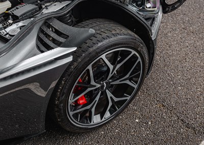 Lot 2018 Aston Martin DB11 Volante (4.0 litre)
