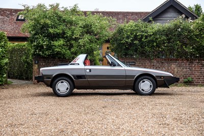 Lot 1984 Fiat X19