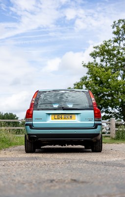 Lot 2003 Volvo V70R