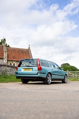 Lot 2003 Volvo V70R