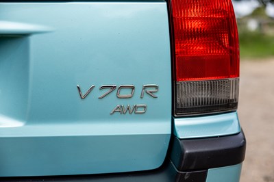 Lot 2003 Volvo V70R