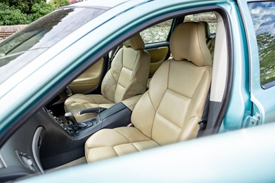Lot 2003 Volvo V70R