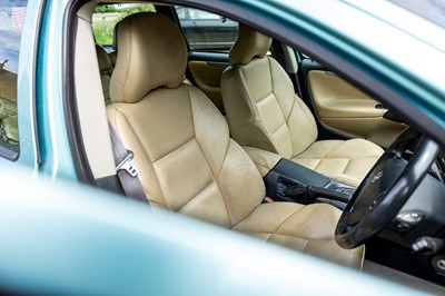 Lot 2003 Volvo V70R